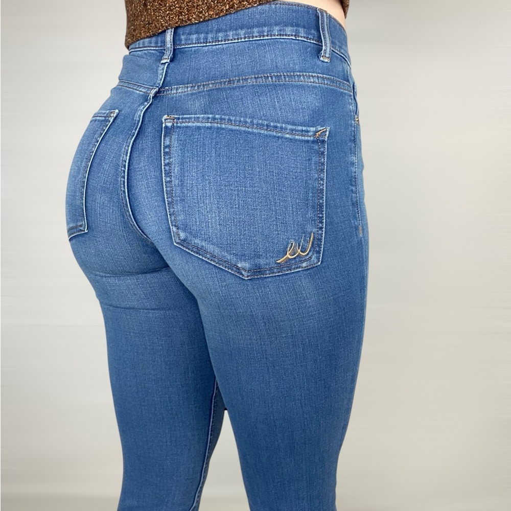 EXPRESS High Rise Skyscraper Stretchy Slim Bootcut Jeans Size 4 - Picture 9 of 9